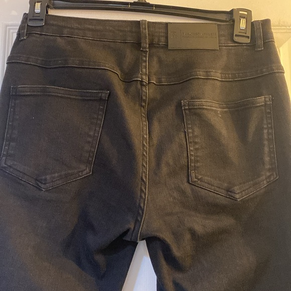 Tailored athlete athletic fit jeans - Picture 7 of 9